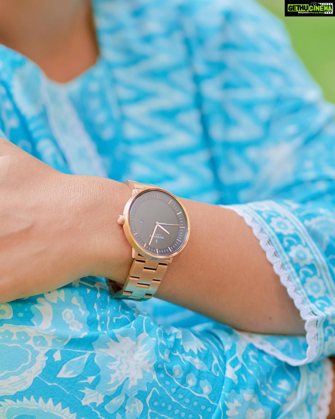 Sridevi Ashok Instagram - Teaming up my desi attire with @nordgreenofficial for that chic look. You may explore Nordgreen watches on riveram.in @riveramindia Use my code SRI15 to enjoy an additional discount of 15% 😊