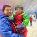 Sridevi Ashok Instagram - Family time is always the best time 🥰❤️ @ashok_chintala @sitara_chintala @snowkingdomindia #snowkingdomchennai #srideviashok #chennai #chennaiinfluencer