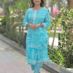 Sridevi Ashok Instagram - 💥Look simple, classy and gratefull in handblock pure cotton kurta sets💥 From @pennae_unakaga_ (JUSTFORWOMEN) 🌟🌟The perfect kurti that goes with every outfit,is an easy-to-wear versatile piece for Summer wear, daily wear. @pennae_unakaga_ 🌟🌟 #srideviashok #cottonkurti #cottonkurtaset #summerwear #budgetfriendly #dailywear #supportsmallbusiness