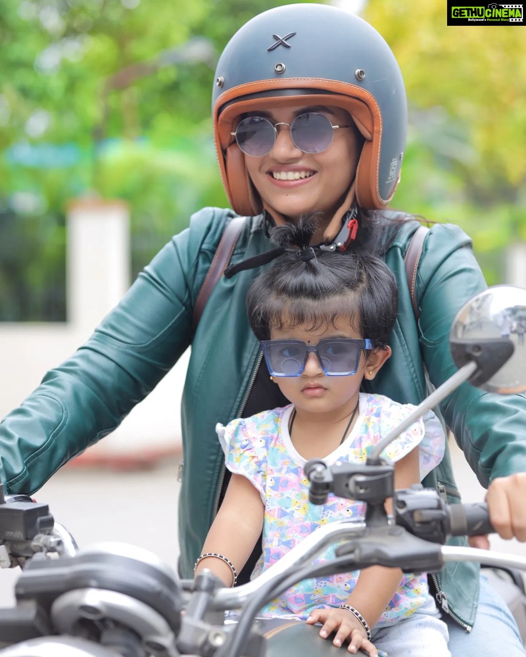 Sridevi Ashok - 25.7K Likes - Most Liked Instagram Photos