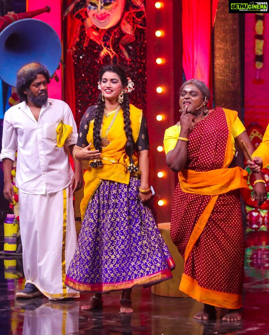 Sridevi Ashok Instagram - Mama Kutty team from Kpy Champions Season -4 @jayachandran_official @vinothkpy @palani_pattalam @vijaytelevision @director_thomson_vijaytv