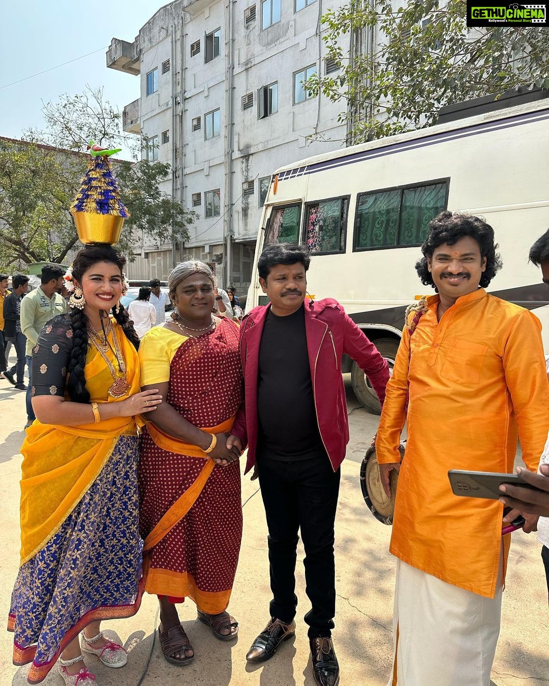 Sridevi Ashok Instagram - Mama Kutty team from Kpy Champions Season -4 @jayachandran_official @vinothkpy @palani_pattalam @vijaytelevision @director_thomson_vijaytv