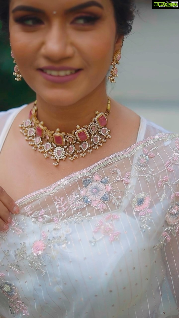 Sridevi Ashok - 9K Likes - Most Liked Instagram Photos