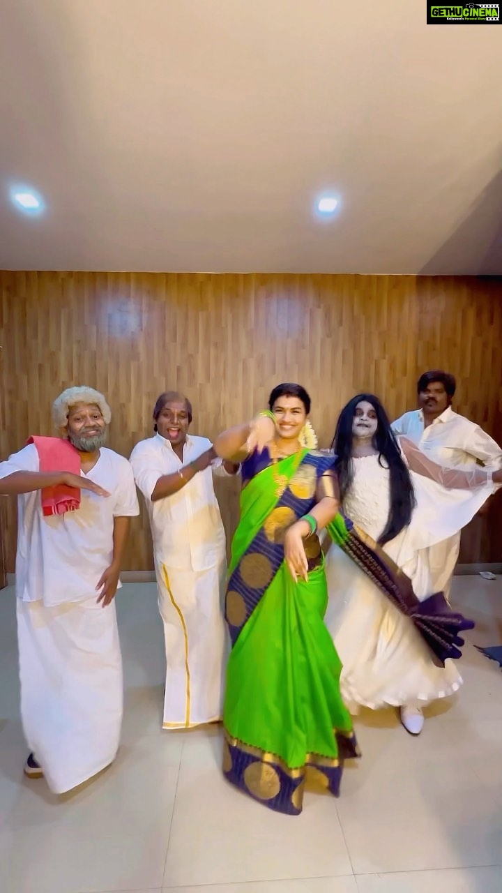Sridevi Ashok Instagram - Kpy Champions season 4 , Vijay television, This Sunday .. It’s going to be fun filled act this week … @palani_pattalam anna @nanjilvijayan bro @vinothkpy bro … Semma getup this week .. Dont miss it. EVP Film City