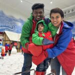 Sridevi Ashok Instagram - It’s weekend and my suggestion is @snowkingdomindia , the best place you could take your children for this summer. @sitara_chintala enjoyed her time . #ad #srideviashok #snowkingdomchennai #snowkingdomindia #weekendgetaway #chennai #snowkingdom Snow Kingdom