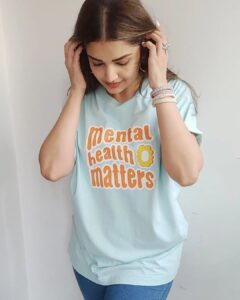 Tara Alisha Berry Instagram - 🤍💙🤍 

@cutestuffco_in 

Use my code BERRY150 and get Rs.150 off on any product on their website !! 

@iyer.aarti 

#mentalhealthmatters #cutestuffco