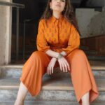 Tara Alisha Berry Instagram - 🧡 @prakritijaipur 🧡 Wearing @prakritijaipur 's Vamika Embroidered Shirt from their Chaashni Collection with Orange Pleated Pants. 📸 @usmmusicofficial @iyer.aarti #prakritijaipur #handblockprint