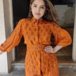Tara Alisha Berry Instagram - 🧡 @prakritijaipur 🧡 Wearing @prakritijaipur 's Vamika Embroidered Shirt from their Chaashni Collection with Orange Pleated Pants. 📸 @usmmusicofficial @iyer.aarti #prakritijaipur #handblockprint