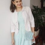 Tara Alisha Berry Instagram - 🤍💙 Thank you @myneedleartbykhushbu for the cutest handmade bags !! I love them ! 🤍💙 @iyer.aarti #handmadewithlove #needleart