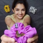 Tara Alisha Berry Instagram - Recently came across @gogo__onthego during @childsafetyweek and it warmed my heart ! @gogo__onthego 's founder Sarthika makes these scrunchies herself and all the proceeds are used to feed the displaced and unsheltered. The white and mustard ones were specifically made in support of @childsafetyweek to help raise funds to prevent Child Sexual Abuse. Thank you for doing what you do @sarthika !! 🤍 #endhunger #endchildsexualabuse