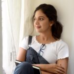 Tejashree Pradhan Instagram – Don’t aim to be liked. Aim to be real. You will get a lot more respect. #HappyLife 

Thank you wonderful people for this one

Photography – @saneshashank 
Costume Designed and Styled- @stylesaga_by_ag 
MakeUp – @shiulibiswas_artistry 
Hair by – @meghapharande_makeupartist 
Assisted by – @bhatakta.kalakaar and @shubhangi_mohdure 
Location – @kalasystudios