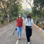 Tejashree Pradhan Instagram - @sampannak @shalaka_pradhan and finally i remembered i wanted to post this since when 😅 #throwback #mornings #birdwatching P.S. visit @shalaka_pradhan for some beautiful clicks #HappyLife