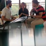 Tejashree Pradhan Instagram - Fun Jamming #chotisiaasha #dilhaichotasa ft. @aashish_gade