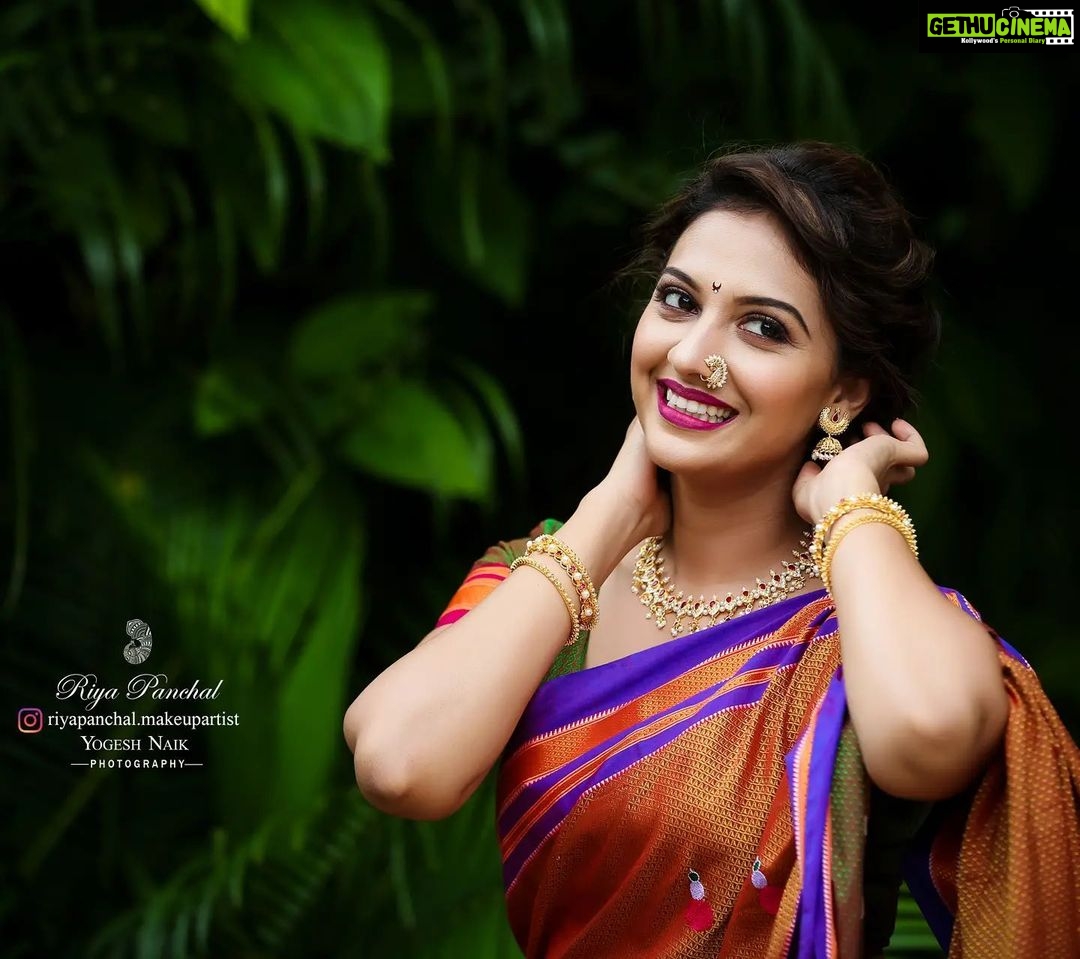 Tejashree Pradhan Instagram – Festive mode goes on 🌺🌺 # ...
