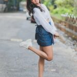 Tejashree Pradhan Instagram - ❄️❄️❄️ Designed and Styled by Tanya @tanyasbenzfashion Makeup: @makeover_by_shikhajaiswal Hair : @hairstylist_harshada Photography: @vikrantmumbaikar Cam.assist: @kunal_patil_smashers Retouch : @tushar_kakde_08