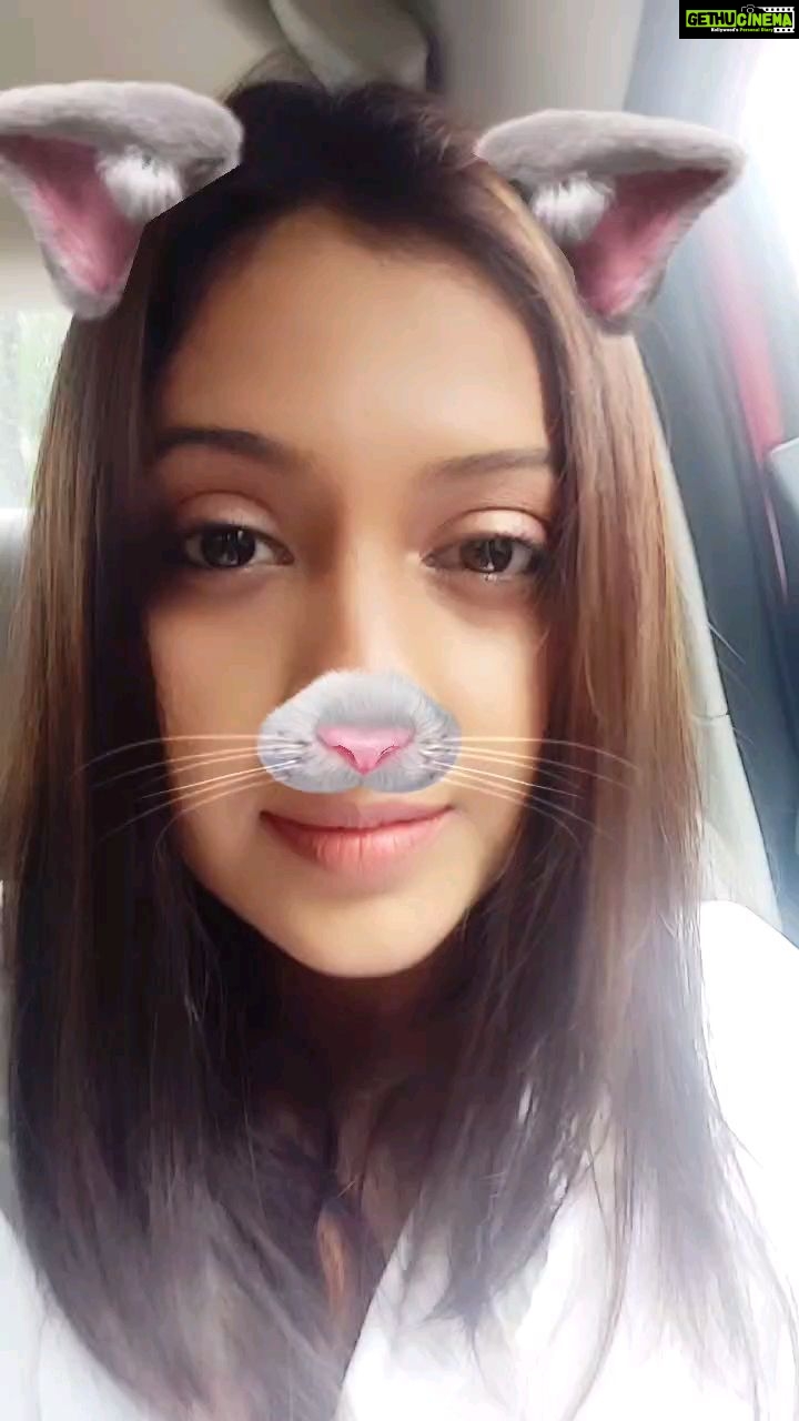 Tejashree Pradhan Instagram - When u have a happy successful satisfying work day .. u make ur #1steverreelš„ #runawayaurora #runaway #HappyLife