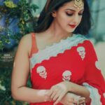 Tejashree Pradhan Instagram – 🌸🌸🌸

Saree Designed and Styled by Tanya @tanyasbenzfashion
Makeup: @makeover_by_shikhajaiswal
Hair : @hairstylist_harshada
Photography: @vikrantmumbaikar 
Cam.assist: @kunal_patil_smashers
Retouch : @tushar_kakde_08