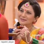 Tejashree Pradhan Instagram – Thank you so much😃 #appreciationpost

Really like the edit… @zeemarathiofficial

#Repost @tejashri_slayer
• • • • • •
One year successful journey 🥳❤
@tejashripradhan @nivedita_ashok_saraf @drgirishoak @zeemarathiofficial
@ajay.mayekar 
•
•
•
•
•
• 
#zeemarathi #1yrofaggbaisasubai #tejashripradhan #shubhra #tejashrian