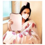 Tejashree Pradhan Instagram – आता जे आहे ते असं आहे… कसं स्विकारायचं ते ज्याने त्याने ठरवा !! #newnormal2020  #HappyLife @zeemarathiofficial