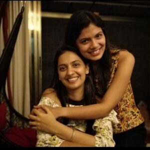 Tejashree Pradhan Instagram - "Nobody can replace U." Do you get that🤨 (Ani pratyek goshtila exceptions astaat😜) baki
Prem blah... Blah.... Blah... Won't let u go so easily🤗 "Happiest birthday"-Date :25th TIME : 12AM😎🙌