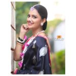 Tejashree Pradhan Instagram - मकर संक्रांतीच्या हार्दिक शुभेच्या.. 🌻🌻🌻 📸@prathamesh_ps_photography