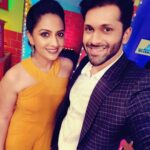 Tejashree Pradhan Instagram - 😊😊#Repost @ashutoshpatki • • • • • The most beautiful person is the one with a kind heart and loving soul....So glad i met u 😊🤗🤗 #buddies #agabaisasubai #shubhrasoham #zeemarathi #chalahawayeudya