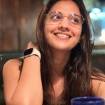 Tejashree Pradhan Instagram – Evening vibes 💜🧡 #happylife