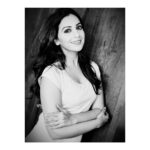 Tejashree Pradhan Instagram - Don't let small minds convince you that your dreams are too big. #HappyLife