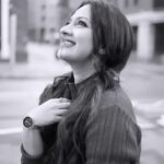 Tejashree Pradhan Instagram – I see the colour through their eyes , 
Joy of little things in life , 
I can fly up in the sky ,
Joy of little things in life !!
#HappyLife

Costumes by @apeksha_gandhi_soni 
Make up &hair by @preetchatha00 
📸 @deepak_yd