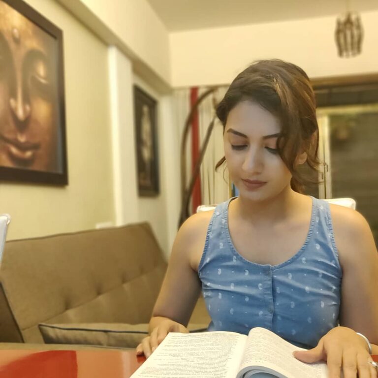 Tejashree Pradhan Instagram - I am at a place in my life where peace is a priority. I make deliberate life choices to protect my mental, emotional and spiritual state. #HomeSweetHome #HappyLife 📸@shalaka_pradhan