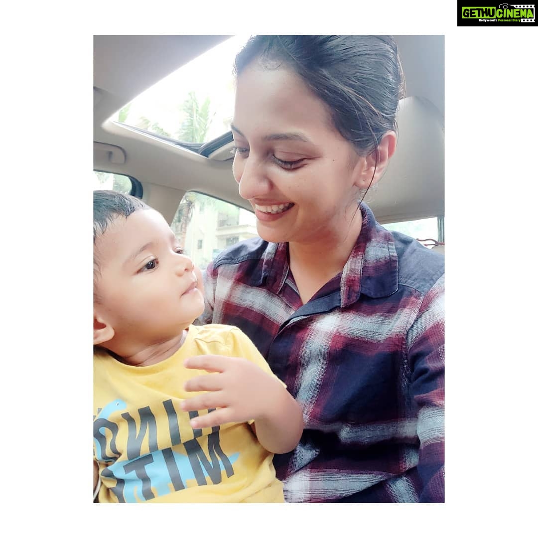 Tejashree Pradhan Instagram - #LittleHappiness ππ πΈ@kadambarik13π€ P. S. Me Kartik lach bhetayla ale hote... Thodasa "Social" zalela chalel ki panπ€ͺ