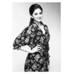 Tejashree Pradhan Instagram - Your life does not get better "BY CHANCE" , It gets better "BY CHANGE". #BeGraceful #HappyLife