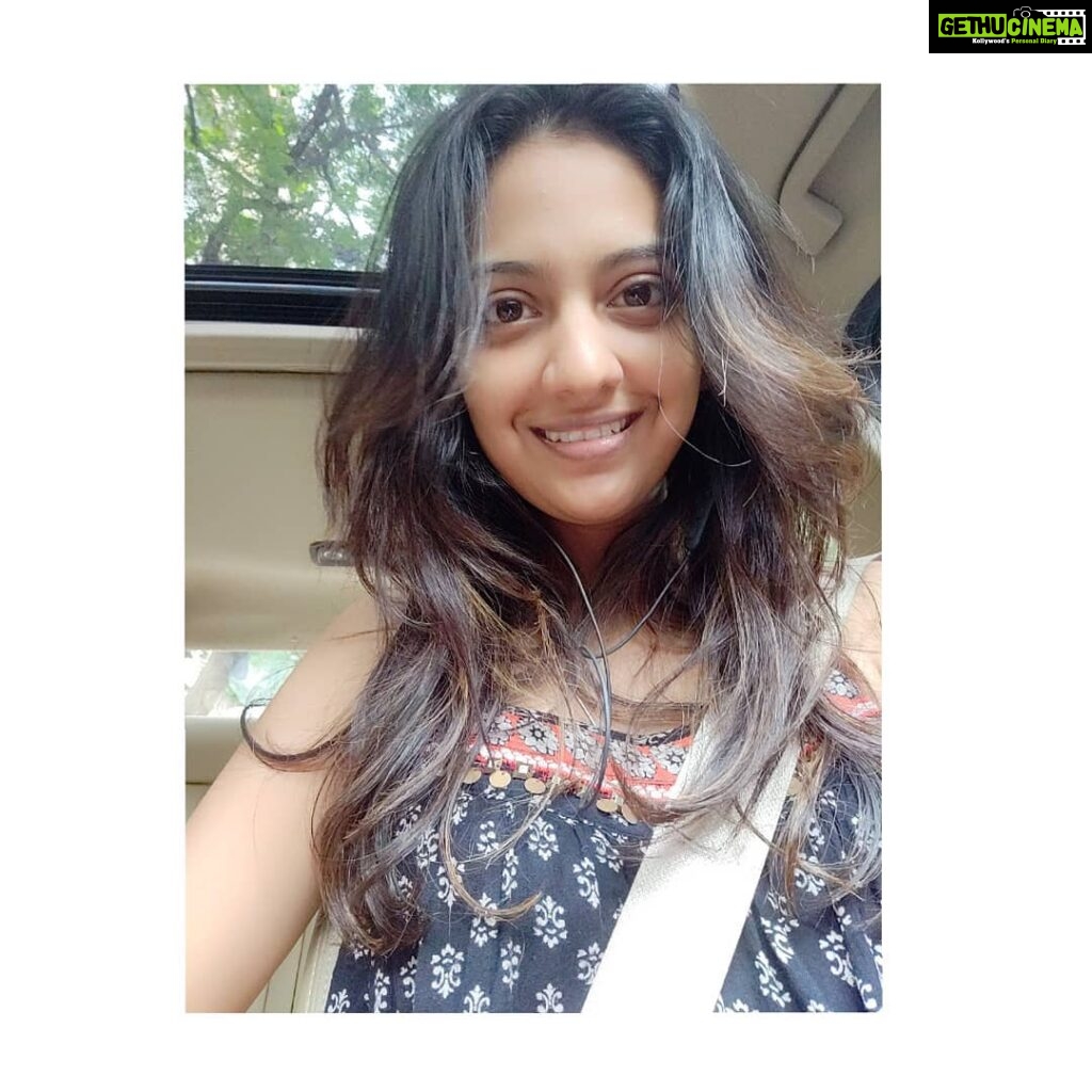 Tejashree Pradhan Instagram - When everything seems to be wrong, it means old energy is clearing out for new energy to enter. Be patient and trust that good things coming 😀 #HappyLife