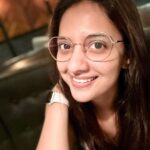 Tejashree Pradhan Instagram – Evening vibes 💜🧡 #happylife