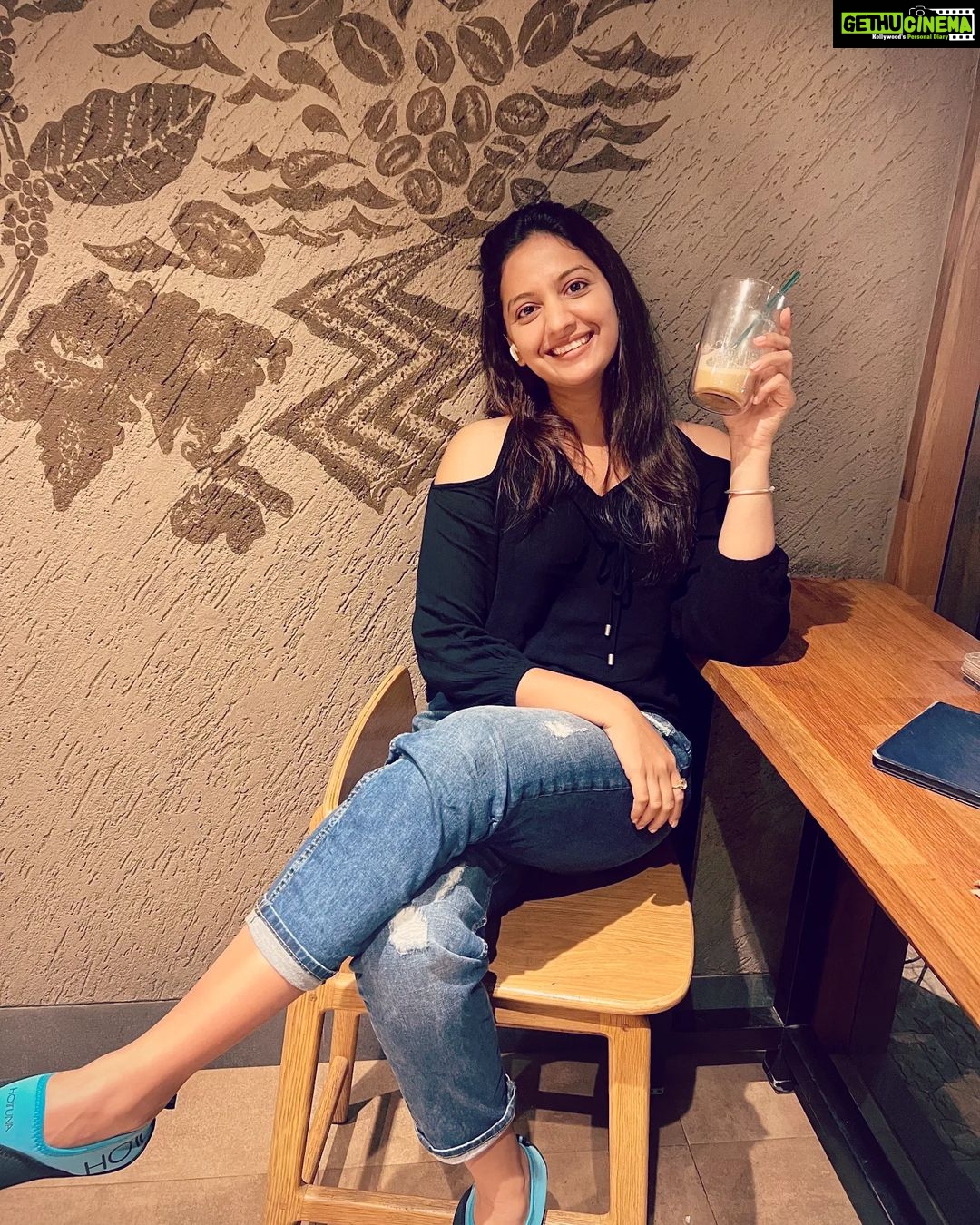 Tejashree Pradhan Instagram - It's never too late for a coffee, after all it's morning somewhere in the world. #HappyLife