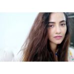 Tia Bajpai Instagram - Always look on the pink side of life 💎 #TiaB #TiaBajpai #TiaBeezz #Pink