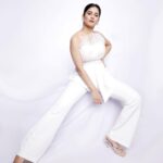 Vaidehi Parashurami Instagram - Whiter than white… For Dance Maharashtra Dance Little Masters Outfit by @sncontemporary Jewellery by @tuula.jewellery Heels by @londonrag_in Styled by @sayali_vidya Assisted by @nannikabhuptani Hair by @pranjalipatel_celebhairstylist Makeup by @vinayak_makeup Managed by @prernaasuryawanshi Personal assistant @mr.asalm_khan_46
