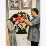 Vidhi Pandya Instagram - I am so happy to welcome my new student, @vidhiipandya who has been the face of the popular tv show ‘Mohse Chhal Kiye Jaaye’ on one of Indias most popular channels and also Bigg Boss amongst the numerous other shows she has appeared in. I am really looking forward to teaching such a brilliant, focused and talented student like you. My blessings are always with you, keep shining! Nateshwar Nritya Kala Mandir - Kathak Institute of Late Natraj Gopi Krishna