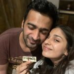 Vidhi Pandya Instagram - Inner happiness & outer happiness it’s all in here. 🧿 Happy birthday my soulmate. Taking care of me since 97… you are the best energy of my life. I thank to god everyday for you. Blessed to be your lil one.. 💗 #soulmate #beuniquelyyou #love