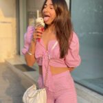 Vidhi Pandya Instagram - I’ll scream if I don’t get icecream🍦🤪💗. Styled by - @stylebytaashvi Wearing - @niira_by_as #beuniquelyyou #love #BB15 #vidhipandya #vidhiipandya Hiranandani, Powai