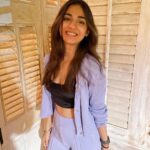 Vidhi Pandya Instagram - My very own weekend ka war look!🤪💜 . Styled by - @stylebytaashvi Wearing - @wanderlustbysahiba #beuniquelyyou #love #BB15 #vidhipandya #vidhiipandya Luna's Ristorante