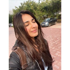 Vidhi Pandya Instagram - If you wait long enough , it will be good weather. 🌞

#beuniquelyyou #love