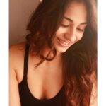 Vidhi Pandya Instagram - You owe love, to yourself. 🤍 #happysunday #vidhipandya #beuniquelyyou #love