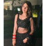 Vidhi Pandya Instagram - 💘 protect your energy 💘 #vidhipandya #beuniquelyyou #love