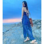Vidhi Pandya Instagram – Let the sea set you free.🤍🐟🧿🌊

#throwback #beuniquelyyou #love #instagood #instagram #instalike