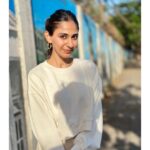 Vidhi Pandya Instagram – Patience. Present. Peaceful. 🤍☀️

#beuniquelyyou #love