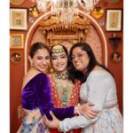 Vidhi Pandya Instagram - When in Punjab... always live laugh eat and dance like a Punjabi 😅🥰🕺🤍 📸 - @neerajsethiphotography Ps - @vandanaaofficial & @shobhitattrayofficial I love you two! I wish you guys a lifetime of togetherness , love & peace. Thu Thu Thu 🧿♾️ #punjabiwedding #beuniquelyyou #love Jalandhar,Punjab