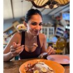 Vidhi Pandya Instagram - The days I workout for. 🥞🥹🥰 #beuniquelyyou #love #gymmotivation #food