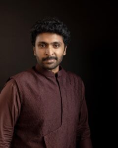 Vikram Prabhu Instagram - #PS2 Audio and Trailer Launch

Outfit: @livebohame 
Footwear: @monkstoryofficial 

Style team : @ekalakhani
@team___e @malinikarthikeyan @themisvanessa @harshene.ravichandar 
 
Photography @kiransaphotography 

@madrastalkies @lyca_productions 
Talent Coordinator @donsrini 

#PS2 #PonniyinSelvan #ManiRatnam #VikramPrabhu #TeamE #CholasAreBack #EkaLakhani