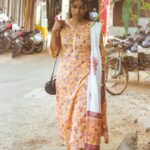 Aadhirai Soundarajan Instagram – #theyamunacloset 🧡🤍

Beautiful Cotton Kurti from : @tada_wearhouse
VC : @kanaa.photography

#aadhiraisoundararajan #yamuna #yamunalook #kurti #kurta #kurtiset #cottonkurti #casualwear #officewear #collegewear #outfitoftheday #salwar #Mahanathi #mahanadhiserial #vijaytelevision #serial #tamilserial Chennai, India